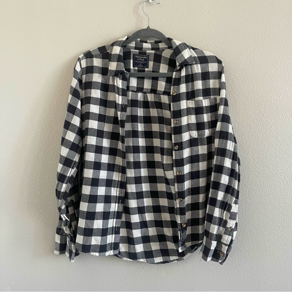 Abercrombie & Fitch Black and White Checkered Shirt